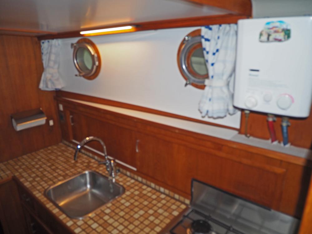 Fore ship, Accommodation